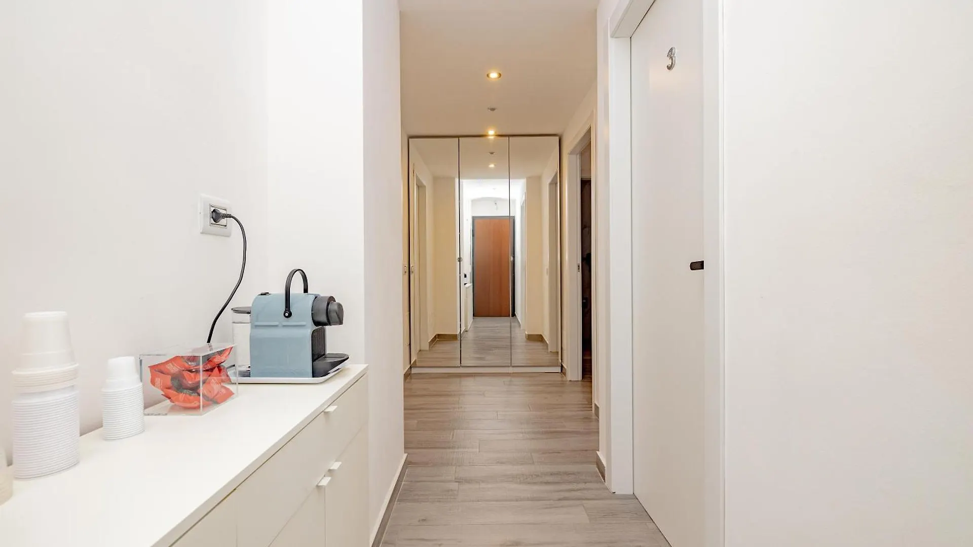 Lovely Room - 3 Milan Italy